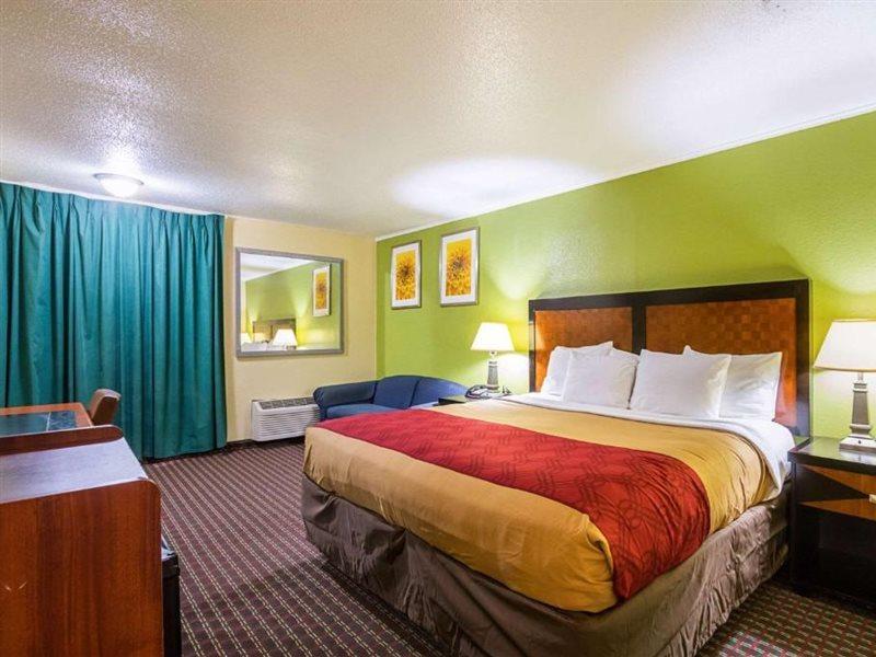Econo Lodge Savannah Zewnętrze zdjęcie
