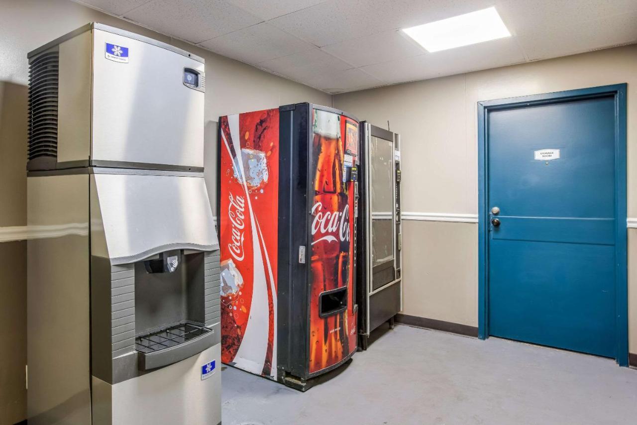 Econo Lodge Savannah Zewnętrze zdjęcie