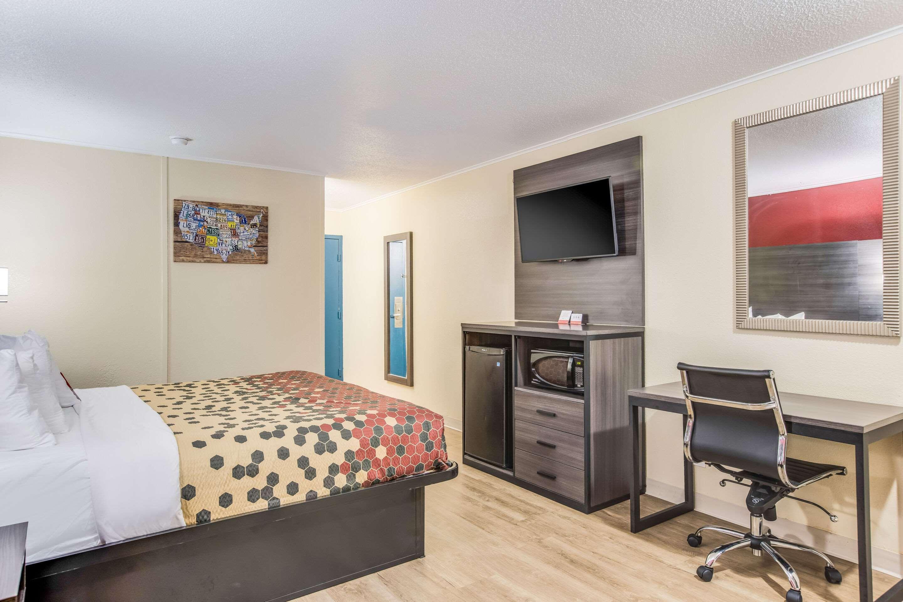 Econo Lodge Savannah Zewnętrze zdjęcie