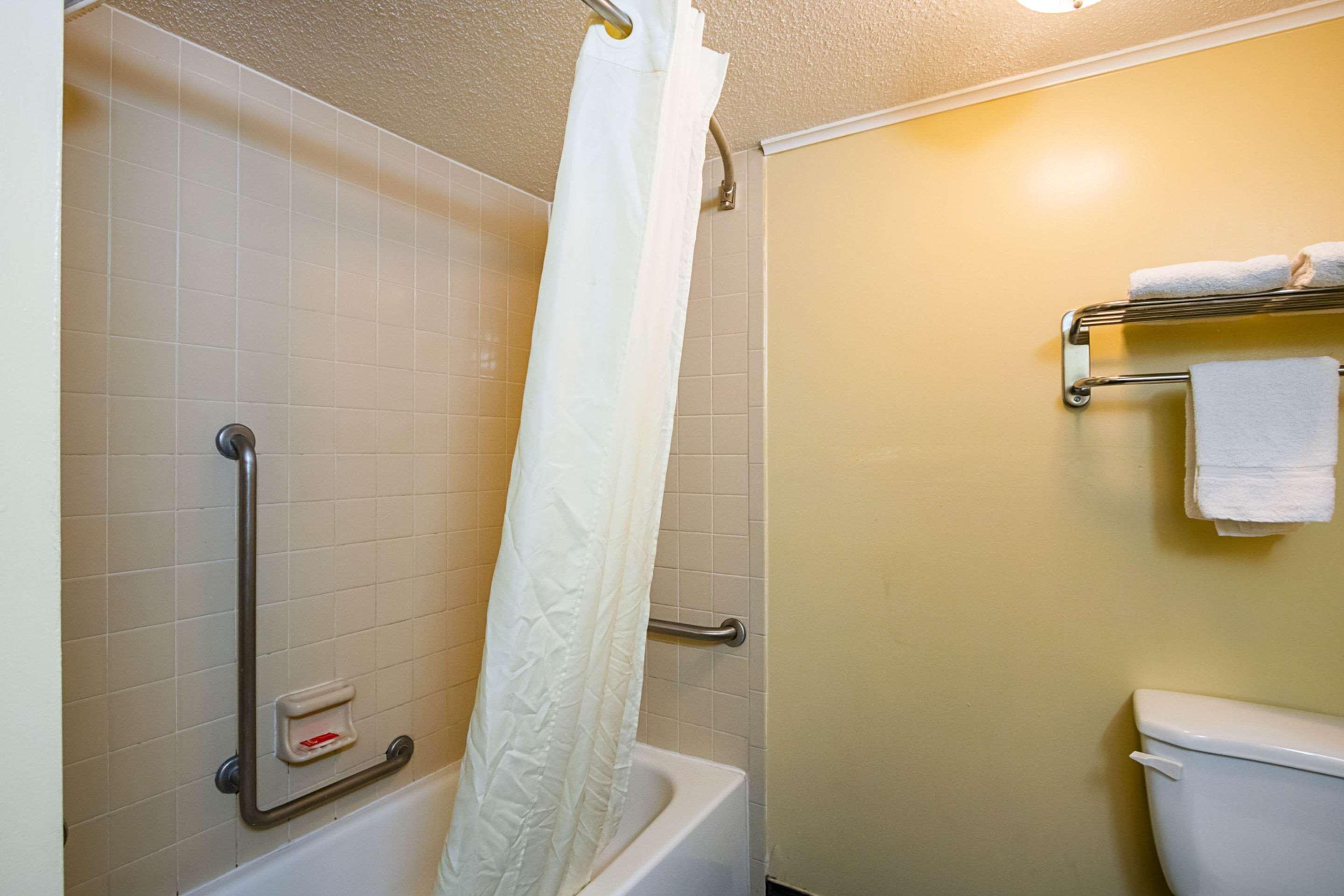 Econo Lodge Savannah Zewnętrze zdjęcie